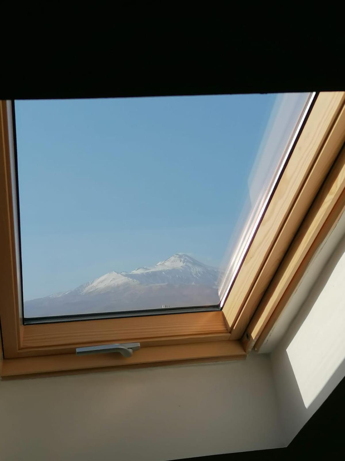 Il Sole Dell'Etna Daire Aci SantʼAntonio Dış mekan fotoğraf